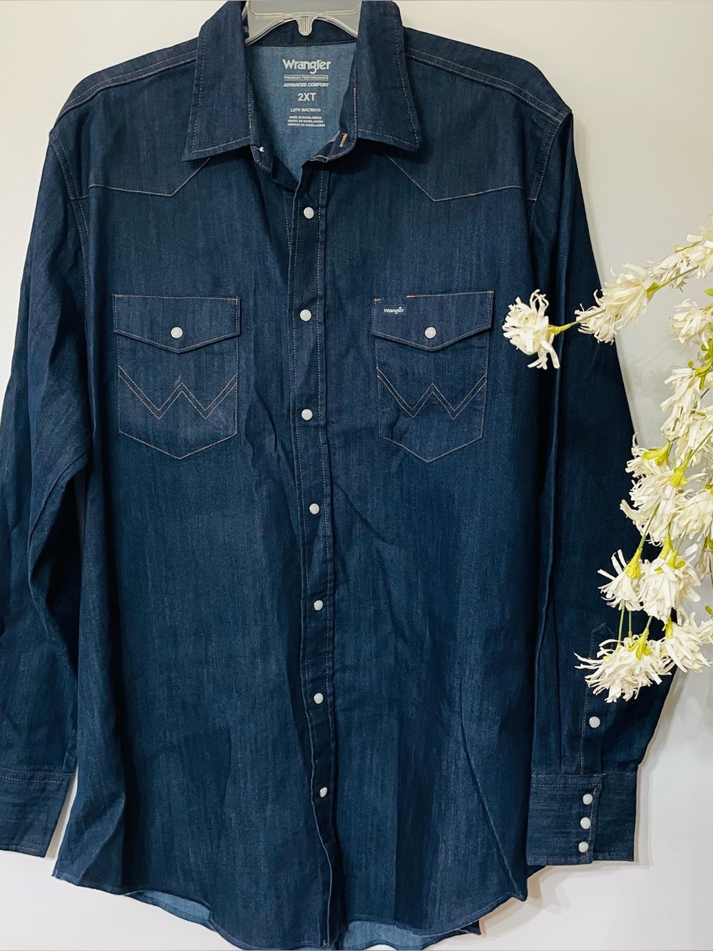 NWOT Wrangler Dark Indigo Denim Shirt with Contrast Stitching